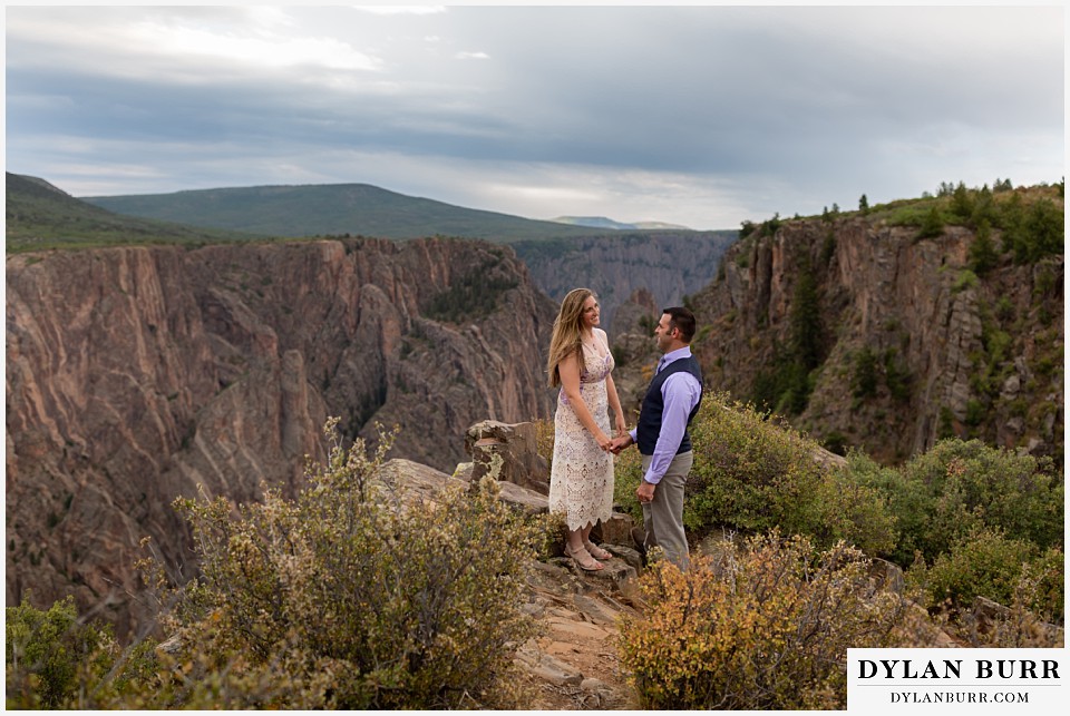 black canyon colorado elopement wedding adventure newlyweds at canyon