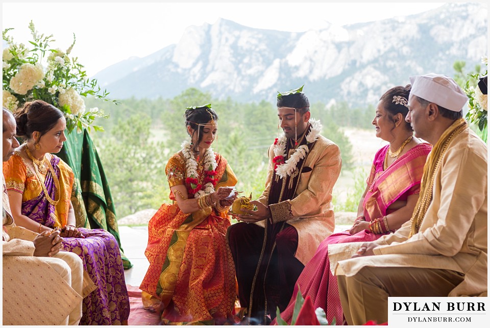 black canyon inn hindu wedding leaves on head