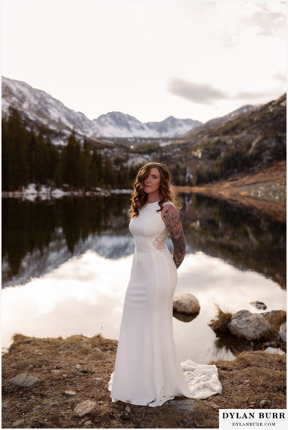 breckenridge mountain elopement bride at the lake
