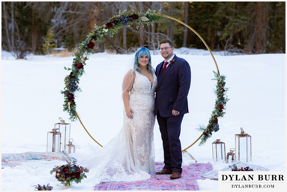 breckenridge vrbo elopement altar