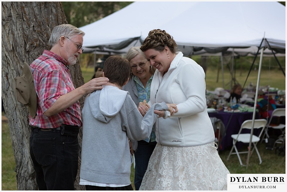 buford lodge wedding buford colorado meeker bride saying hello to everyone