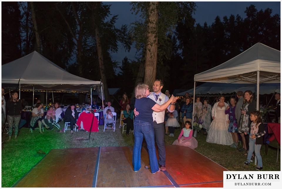 buford lodge wedding buford colorado meeker groom dacing with mother