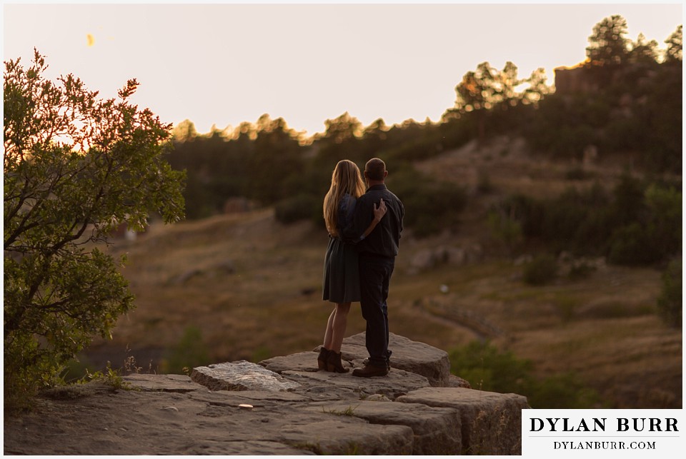 castlewood canyon engagement photos at sunset