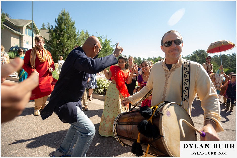 cielo at castle pines wedding colorado mountain wedding bhangra drummer hindu wedding barat