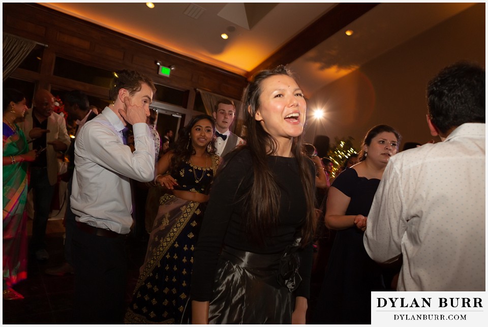 cielo at castle pines wedding colorado mountain wedding singing out to crowd