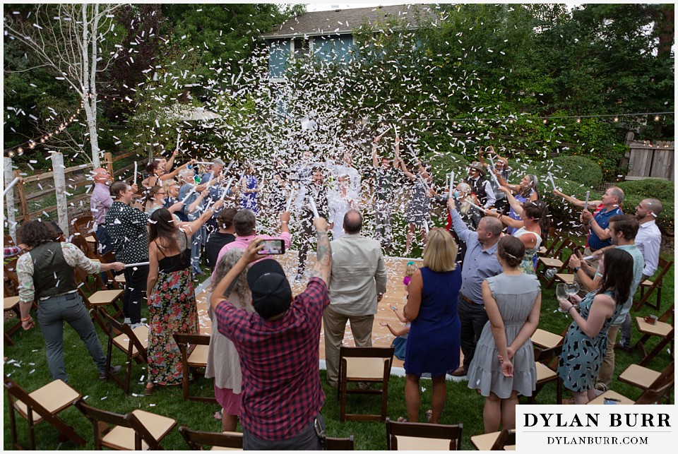 awesome confetti backyard wedding in colorado