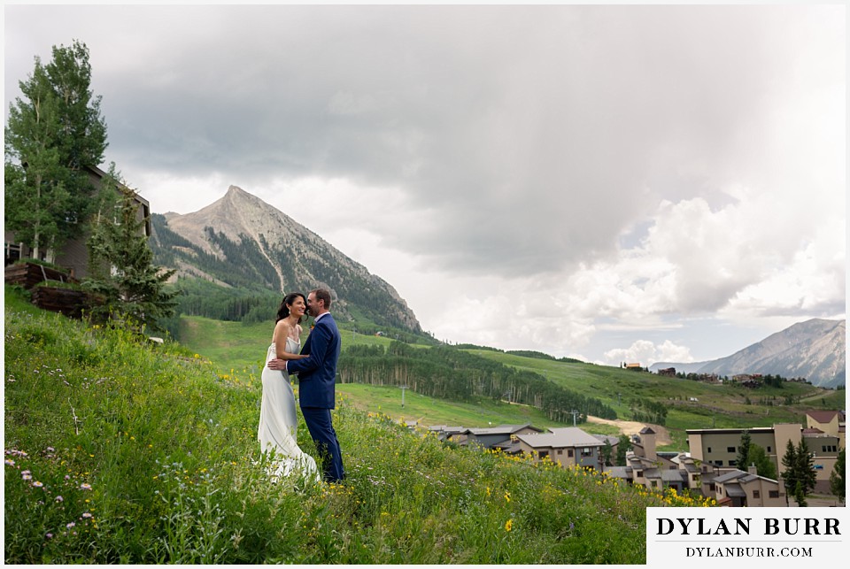 crested butte land trust wedding first look couple crested butte colorado