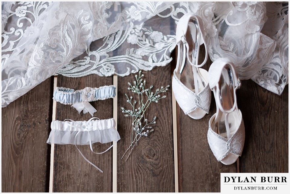 dao house wedding brides details and shoes