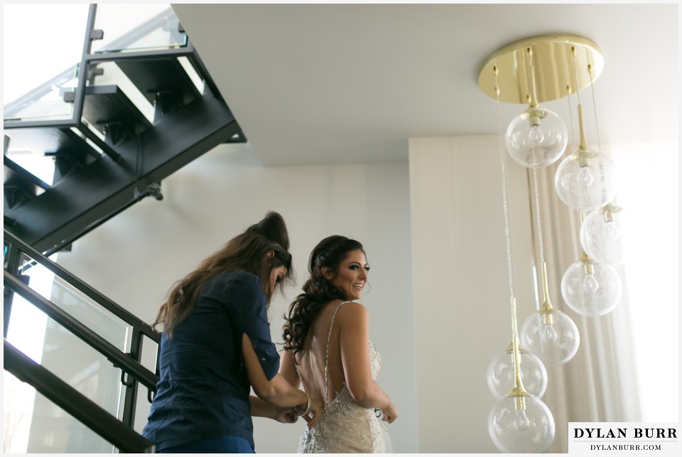 colorado-wedding-photographer-denver-halcyon-bride-getting-ready