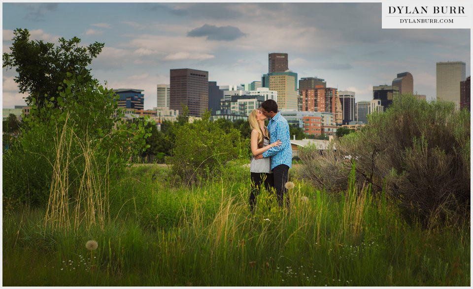 downtown denver engagement photos of skyline