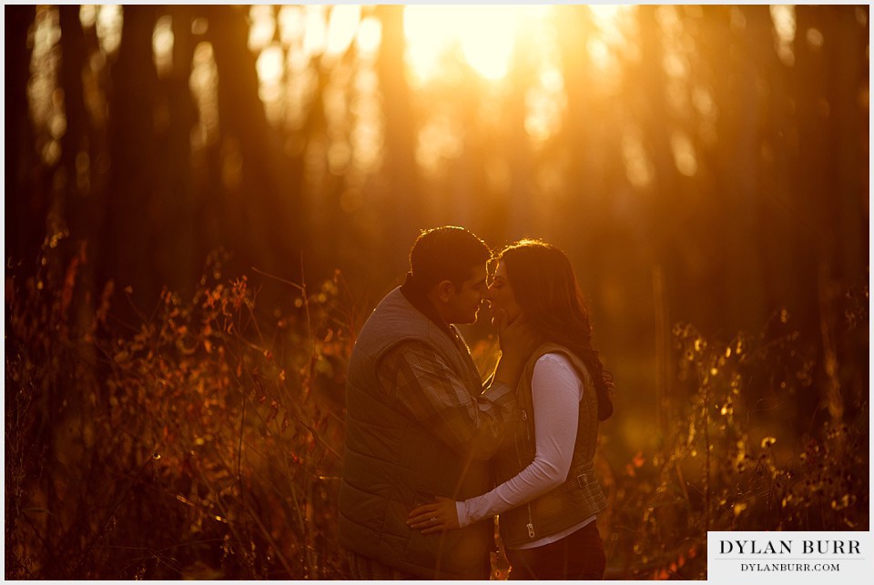 denver engagement photographer at sunset