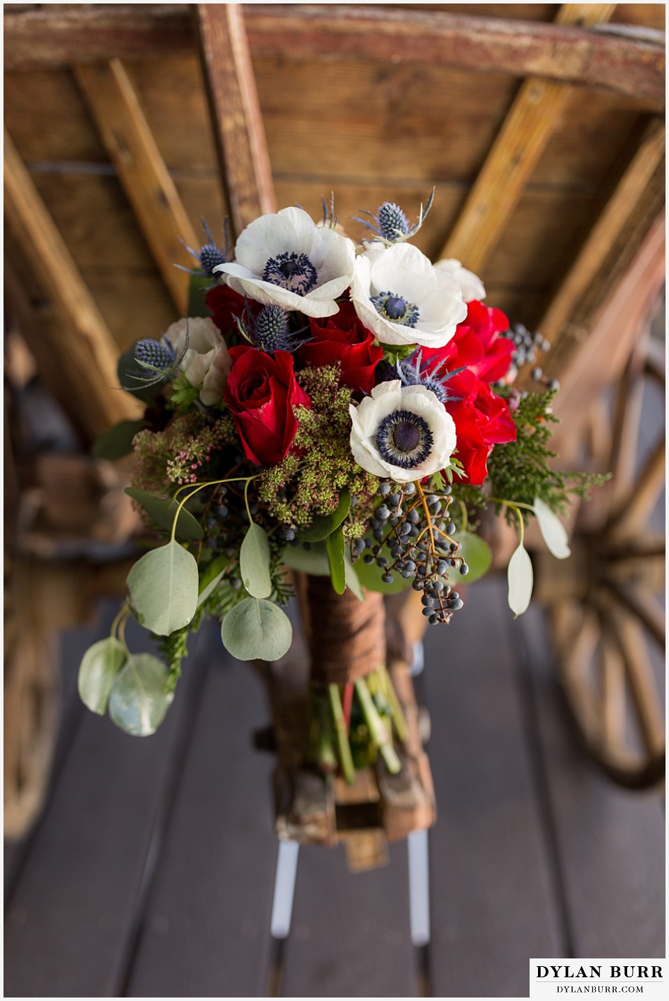 devils thumb ranch wedding in winter bouquet