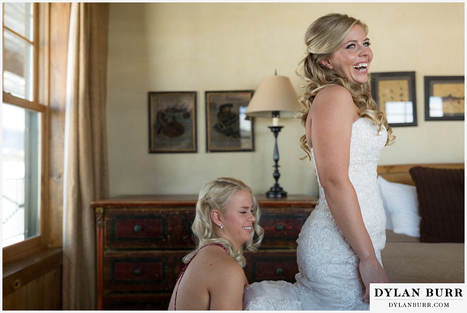 devils thumb ranch wedding in winter dress