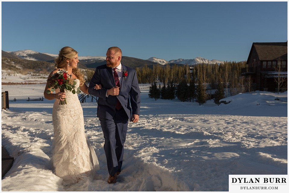 devils thumb ranch wedding in winter wedding couple in snow