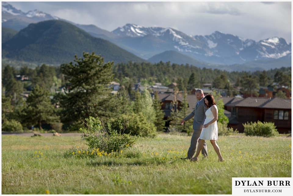 rocky mountain estes park engagement session mountain view