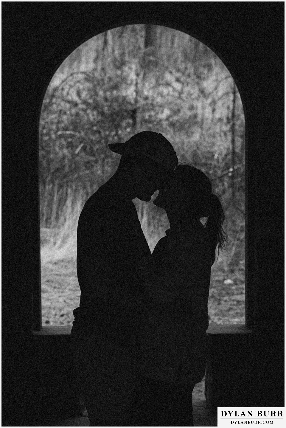 estes park marriage proposal cool black and white photo of couple