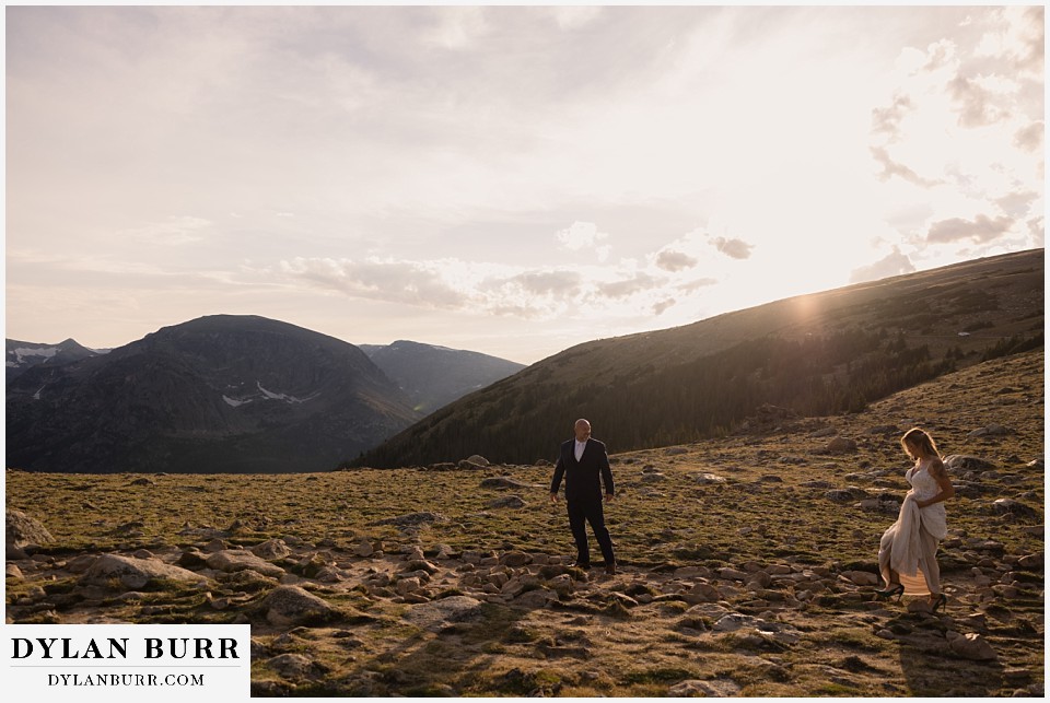 knoll willows open space elopement wedding