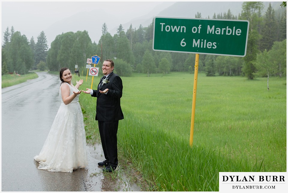 marble colorado elopement wedding rain on your wedding day