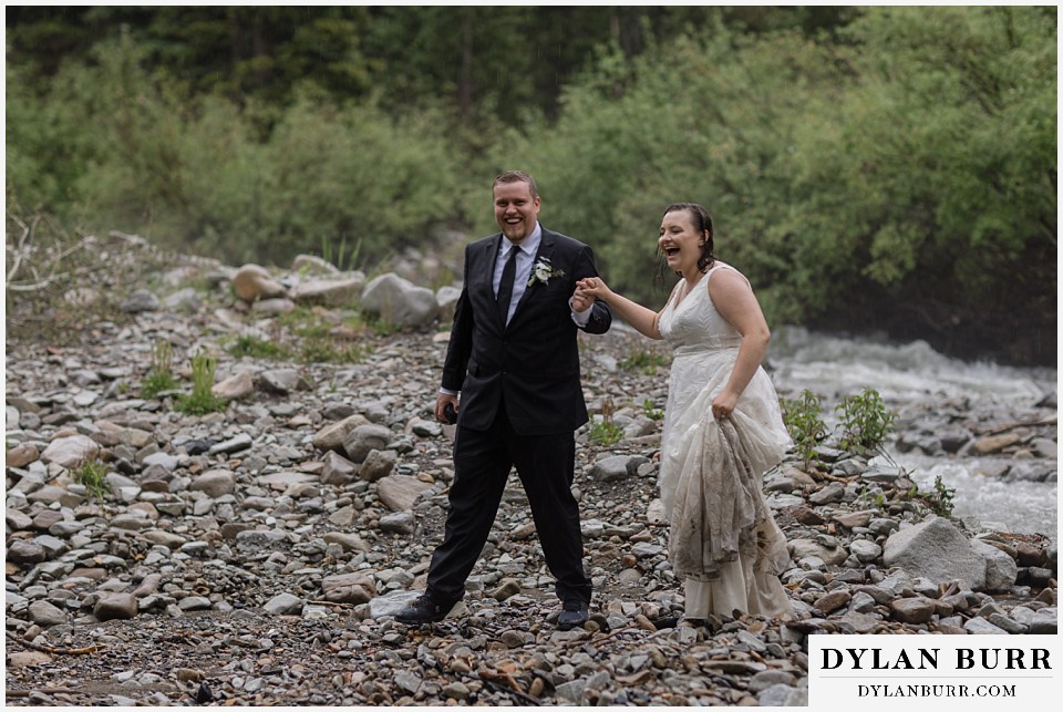 marble colorado elopement wedding laughing in the rain