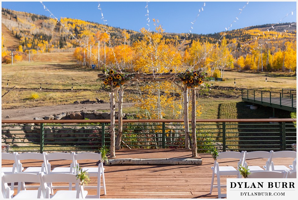 powderhorn mountain resort wedding aspen tree arbor