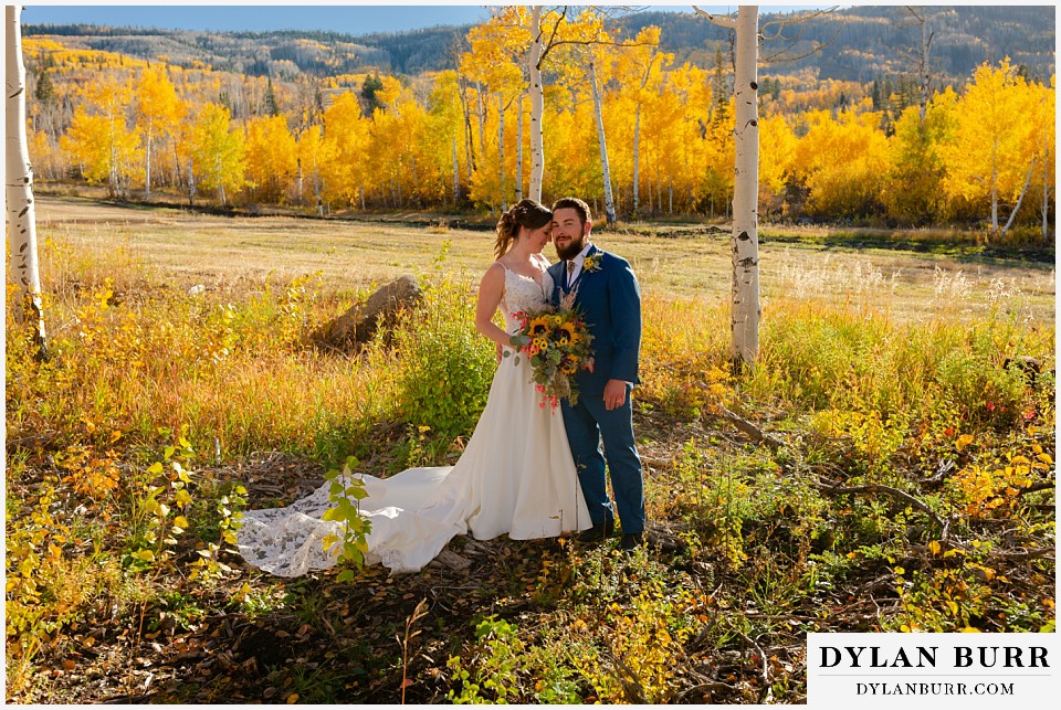 powderhorn mountain resort wedding fall wedding photos