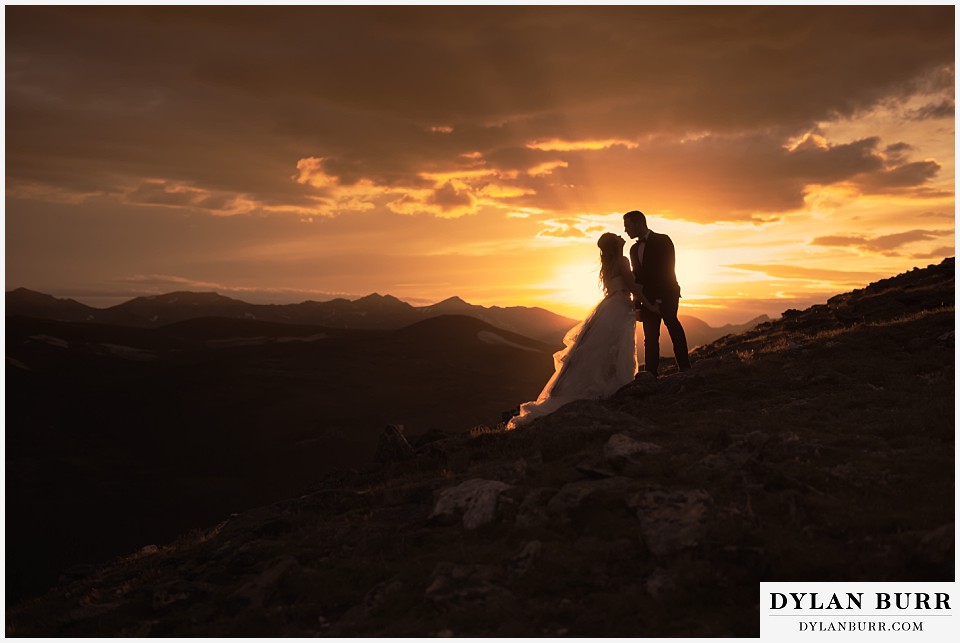 rocky mountain national park elopement adventure wedding giant sunset kiss