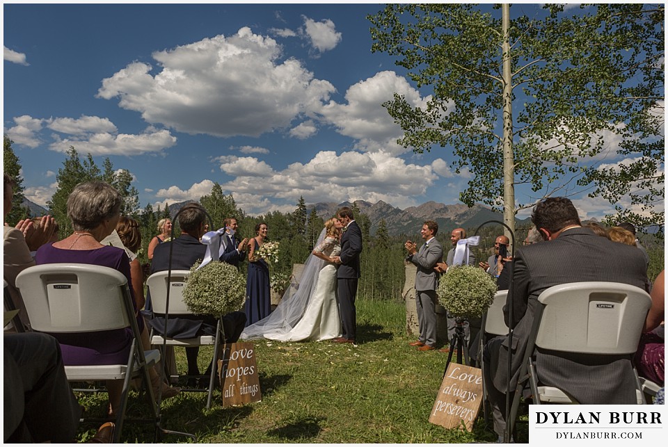 silverpick lodge wedding durango colorado first kiss