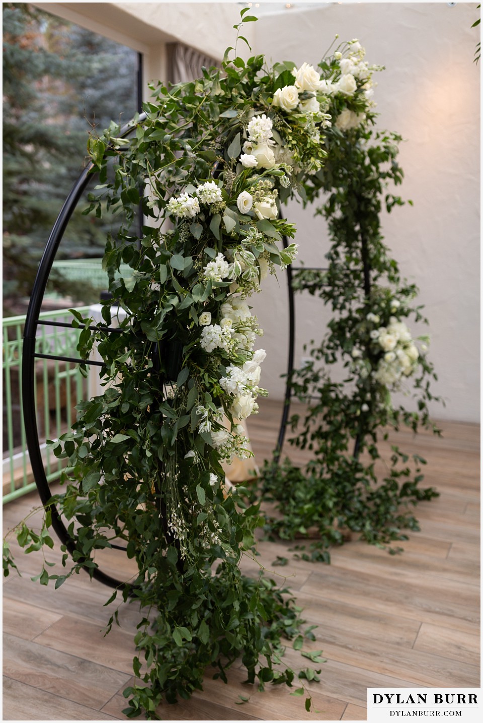 sonnenalp vail wedding round arbor flower decoration