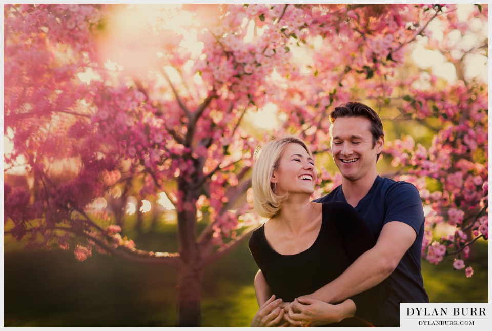 colorado spring engagement photos blossoms denver