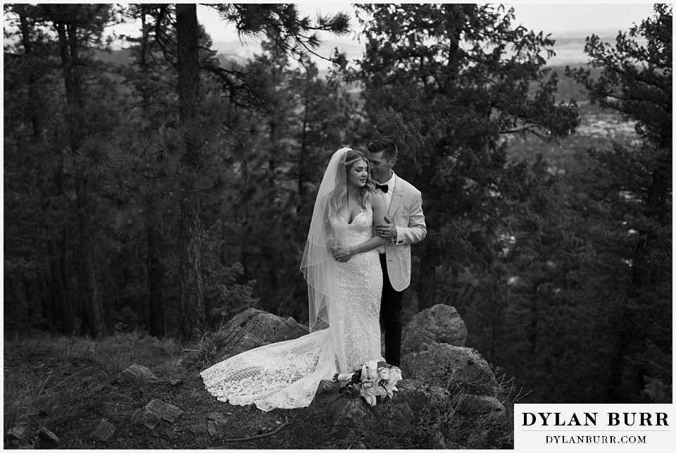 dramatic wedding photos in boulder colorado