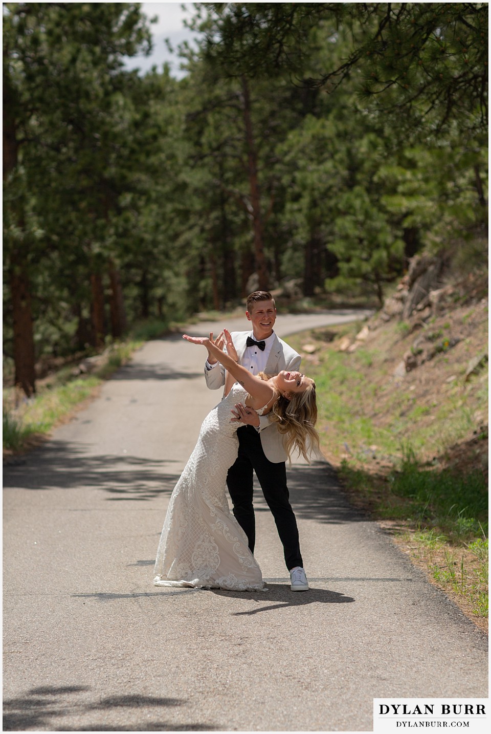 fun mountain weddin photos couple laughing together