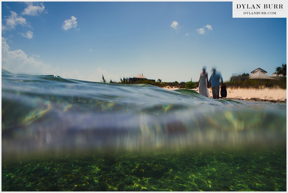 underwater wedding photography on shore distortion