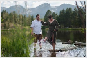 water engagement session rocky mountain national park
